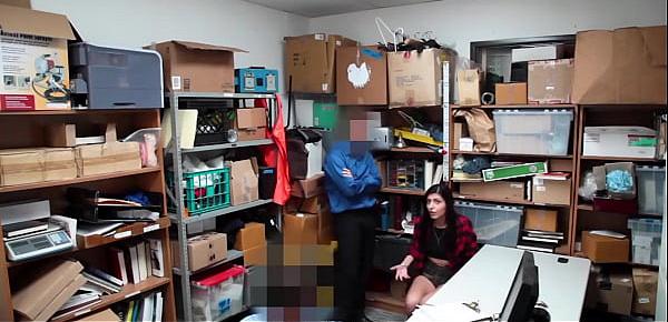 trendsSlut Shoplifter Swallow Two Huge Cock to Avoid Jail - Audrey Royal